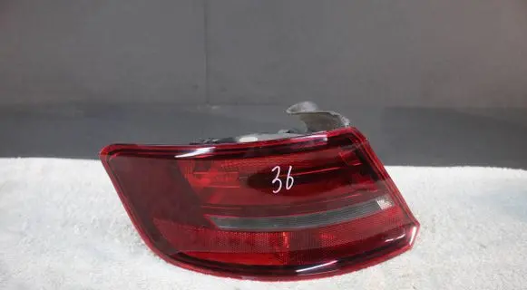 Audi A3 S3 8V Rear/tail lights 8V4945095 0002706 00081080102504