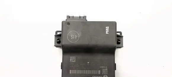 Audi Q3 8U Gateway control module 8U0907468AC