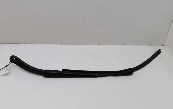 Mercedes-Benz CLA C117 X117 W117 Front wiper blade arm A1768200044
