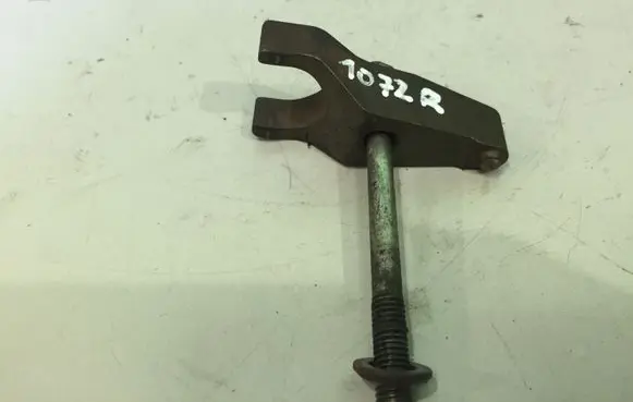 Fuel Injector clamp holder