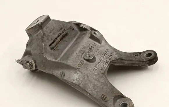 Audi Q5 SQ5 Engine mounting bracket 4G0199308AA