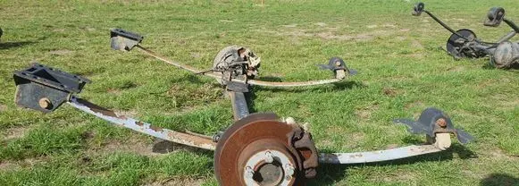 Renault Master III Rear axle beam with reductor 555016916R