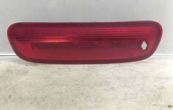 Hyundai Santa Fe Third/center stoplight 927502B000