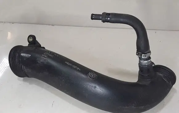 Volvo S60 Intercooler hose/pipe 30714480