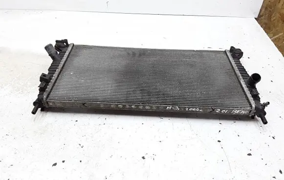 Coolant radiator