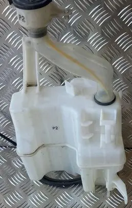 Toyota Prius (XW30) Lamp washer fluid tank PRIUSXW30