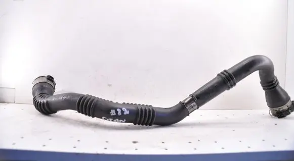 Intercooler hose/pipe