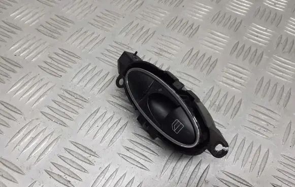 Mercedes-Benz E W211 Electric window control switch