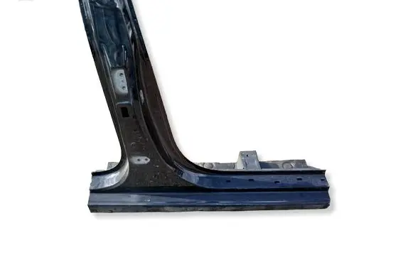KIA Ceed Pillar (middle) 