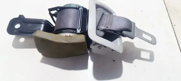 Mazda 6 Middle seatbelt (rear) C7466
