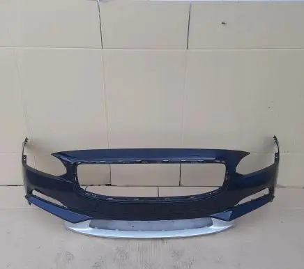 Volvo V90 Cross Country Front bumper