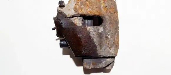 Volkswagen Touran I Front brake caliper