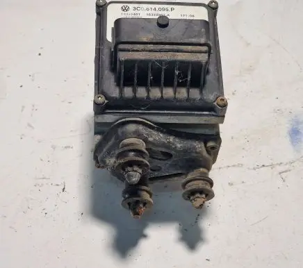 Volkswagen PASSAT B6 ABS Pump 3C0614095P Fq61910163dfy 16332401