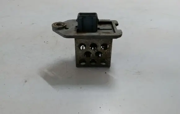 Peugeot 406 Fan control module 9641212580