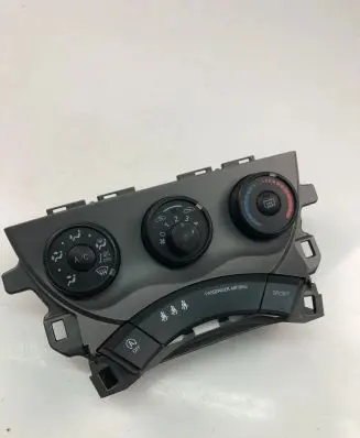 Toyota Verso-S Climate control unit
