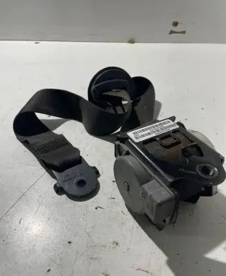 BMW X5 E70 Front seatbelt S2716104109H 10B0391P01924