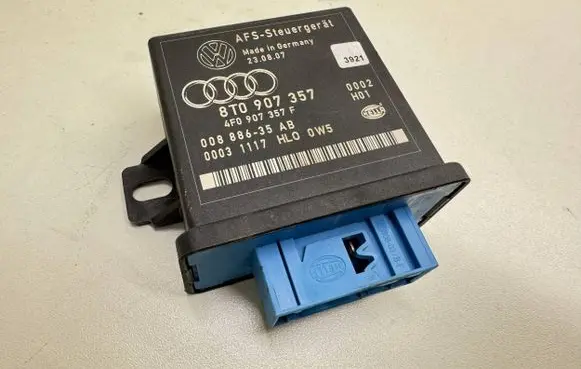 Audi A5 8T 8F Light module LCM 8T0907357 4F0907357F 00888635AB