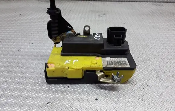 Volvo S80 Front door lock 9485304