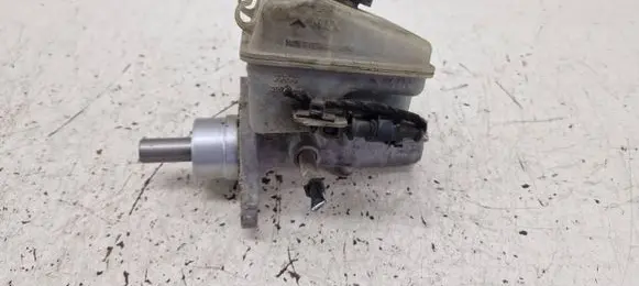 Opel Astra H Master brake cylinder