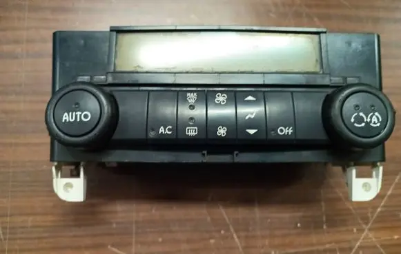 Renault Laguna II Climate control unit 8200264425b 52488918 HDS20C27