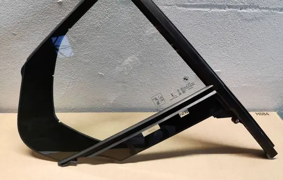 BMW 1 F40 Rear door window glass 7452414DANEK 7452414