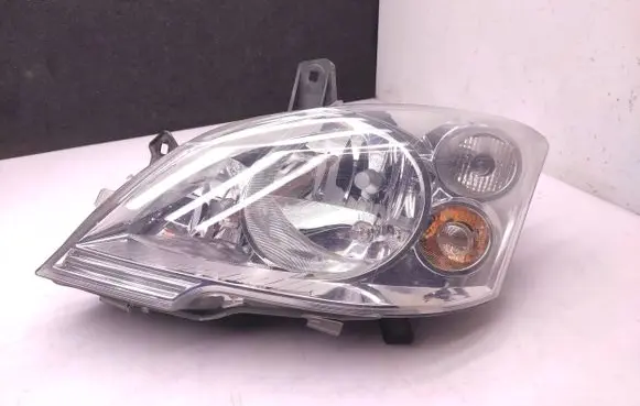 Mercedes-Benz Vito Viano W639 Headlight/headlamp A6398201861 1EG00962701 1EG1676