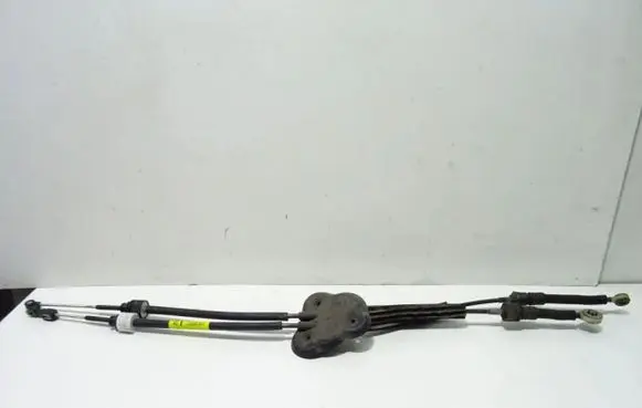 Renault Megane I Gear shift cable linkage 