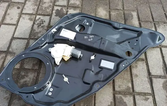 Mercedes-Benz ML W164 Rear door window regulator with motor A1647600434 A1648203002 A1644407110
