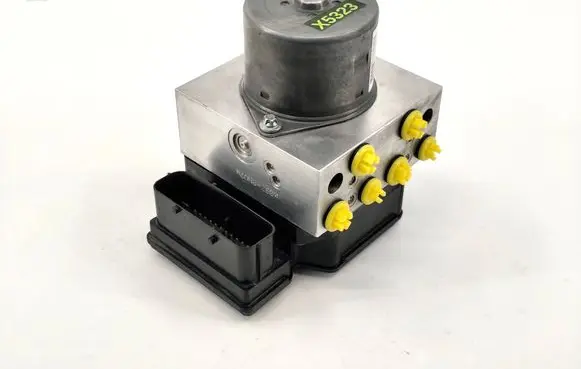 Mini One - Cooper Coupe R56 ABS Pump 6782313 15803810 15803111P