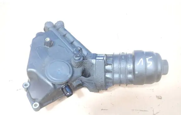 Volvo XC60 Oil filter mounting bracket 30757730