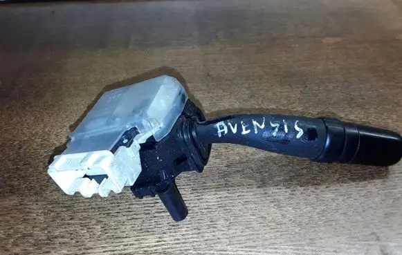 Toyota Avensis T250 Indicator stalk 8414005100