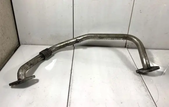 Volkswagen Jetta V EGR valve line/pipe/hose 03G131521A