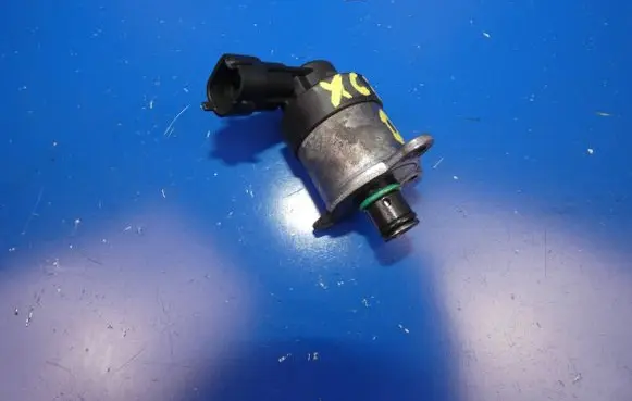 Mercedes-Benz A W176 Fuel injection high pressure pump 092840057