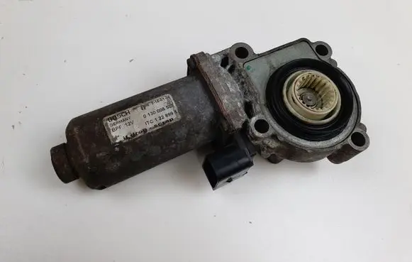 Land Rover Discovery 3 - LR3 Gearbox-reducer motor 0130008508