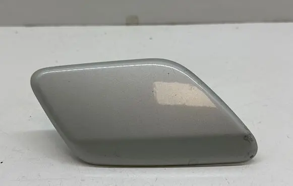 Volvo V60 Headlight washer spray nozzle 3126589