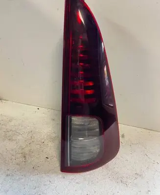 Renault Espace IV Rear/tail lights 8200394724 89023832
