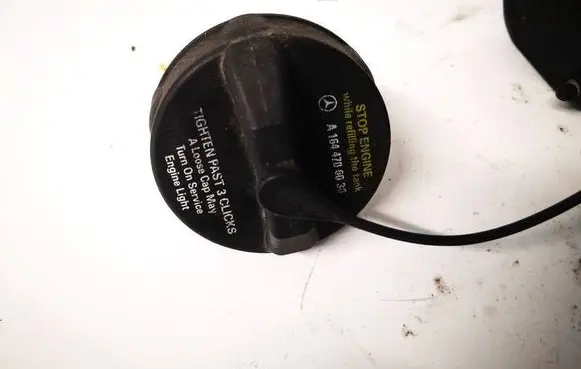Mercedes-Benz R W251 Fuel tank filler cap A1644700030