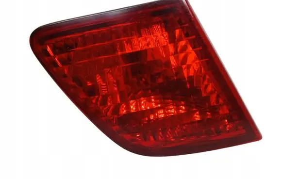 Suzuki Liana Tailgate rear/tail lights