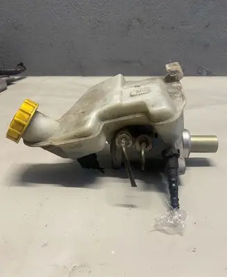 Ford Fiesta Master brake cylinder 41230130