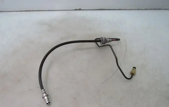 Mazda 3 Clutch pipe/line 