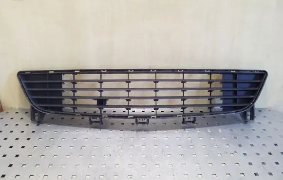 Opel Meriva A Front bumper lower grill 13193495