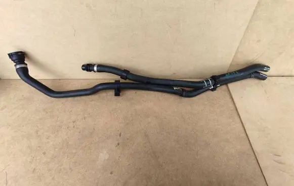 BMW 3 F30 F35 F31 Heater radiator pipe/hose 9208169 64219208169 9208184