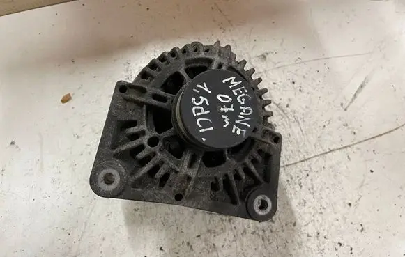 Renault Megane II Generator/alternator 8200772726 107014623 2605275A
