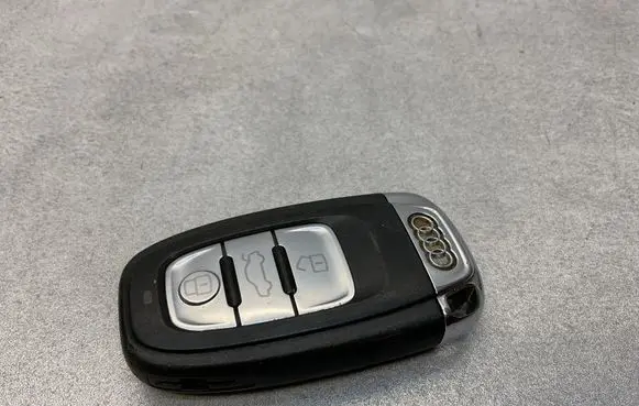 Audi Q5 SQ5 Ignition key/card 8T0959754D
