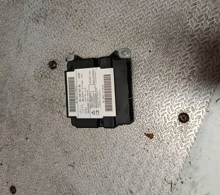 Peugeot 3008 II Airbag control unit/module 9824812180 H024S0711D05 A2C11493505