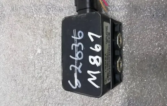 Mercedes-Benz ML W163 ESP (stability system) control unit A1635424240
