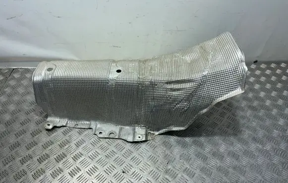 Mitsubishi Outlander IV Exhaust heat shield