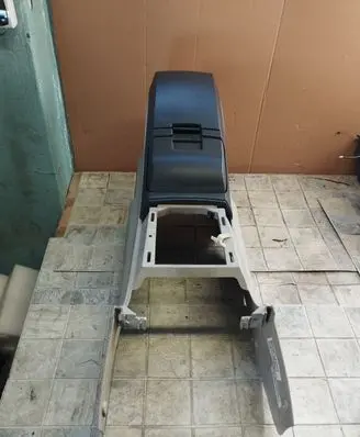 Chrysler Pacifica Armrest 0UF341L2AD