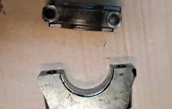 Nissan X-Trail T32 Crankshaft Holder 7048