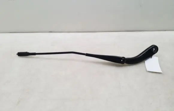 BMW 1 F20 F21 Front wiper blade arm 7239521